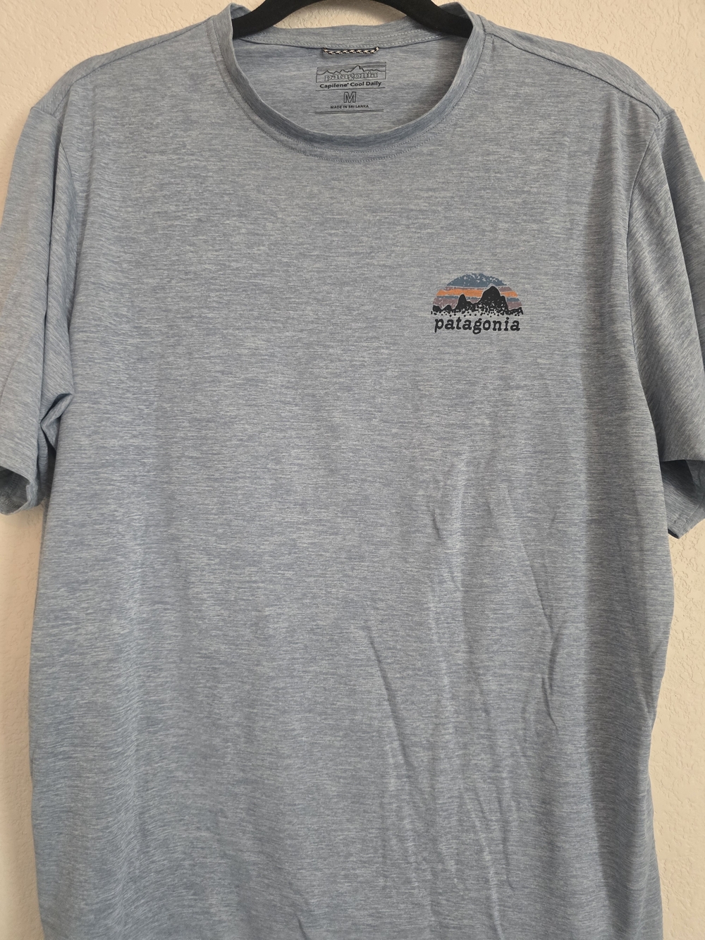 Patagonia Light Heather Blue Graphic Logo Crew Tee Size M